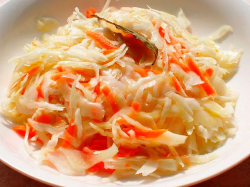 Блюда из маринованной капусты рецепты с фото