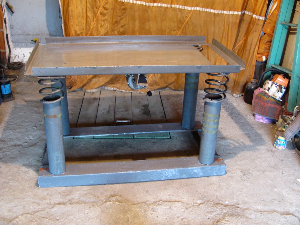 Вибростол, изготовленный своими руками