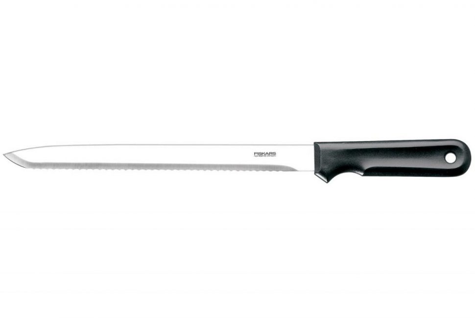 Нож с длинным зубчатым лезвием и удобной пластиковой ручкой
