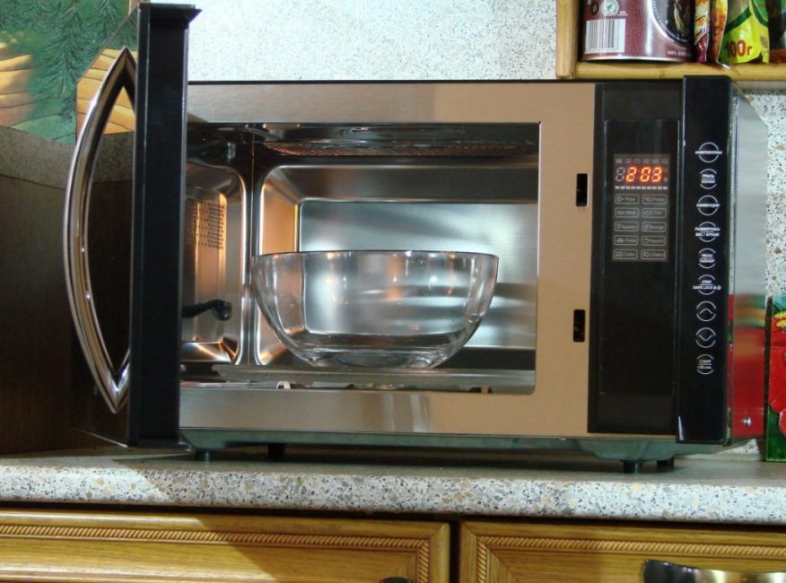 BBK 23MWC-881T/B-M