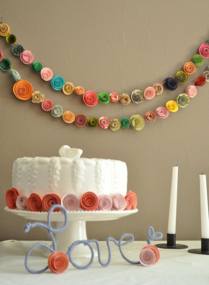 Изысканная гирлянда из розочек