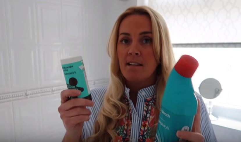 Берем соду и отбеливатель