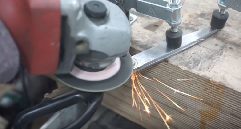 Разбираем ножницы