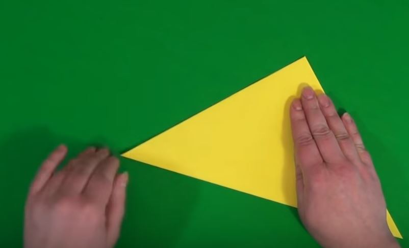 Складываем лист бумаги