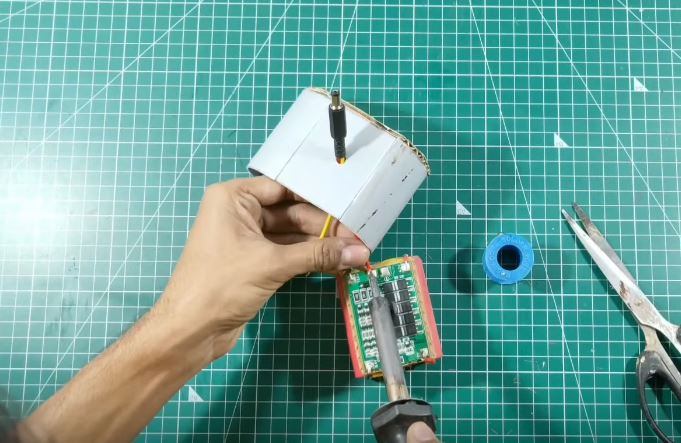 Собираем штекер