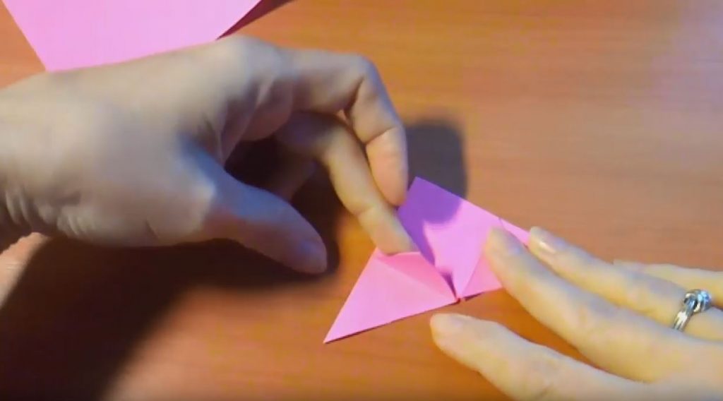 Внутренние части прямоугольников опускаем вниз