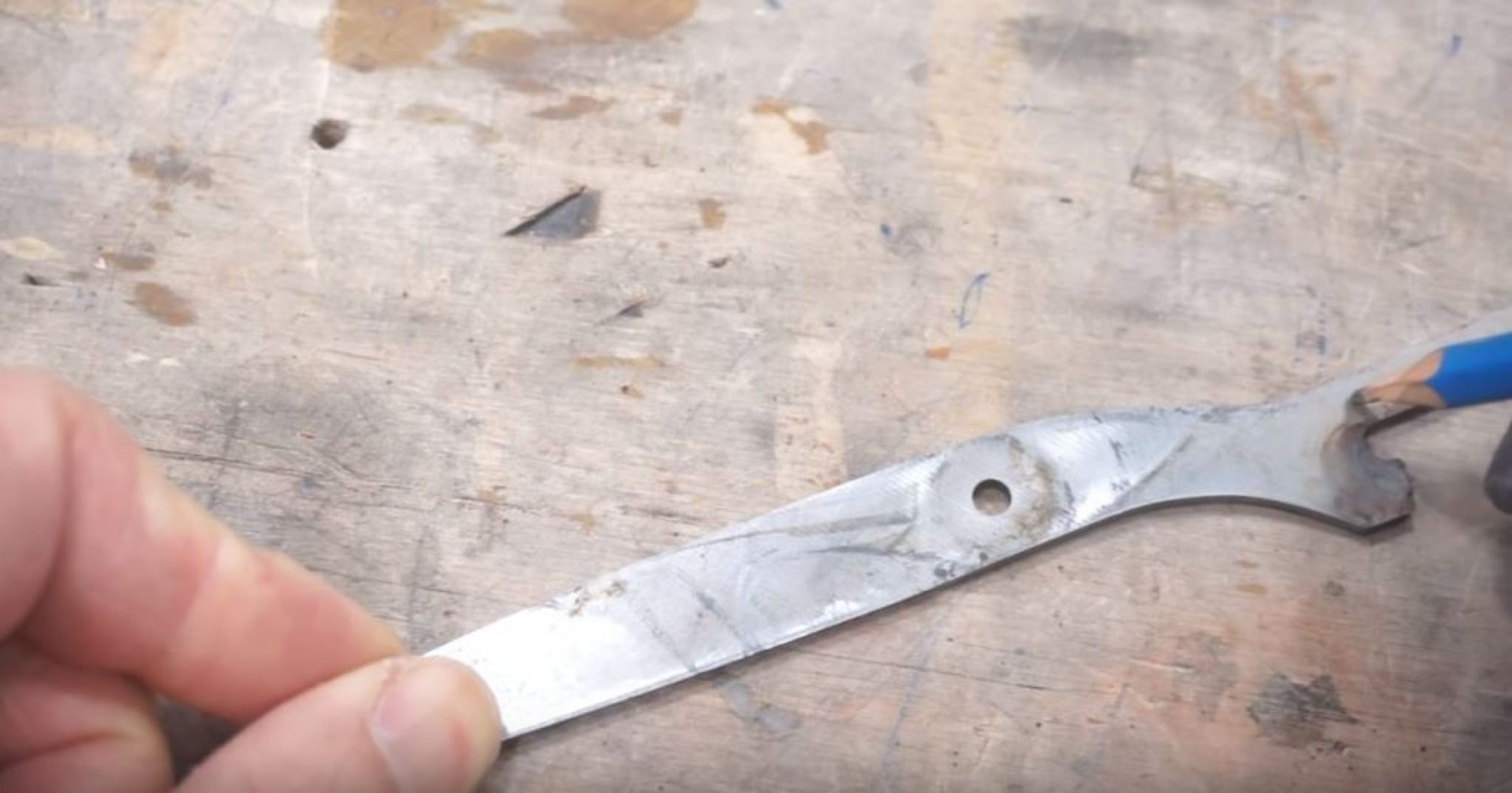 нож из ножниц. нож из старых ножниц. нож из портняжных ножниц. сделать нож из ножниц. нож из старых ножниц.