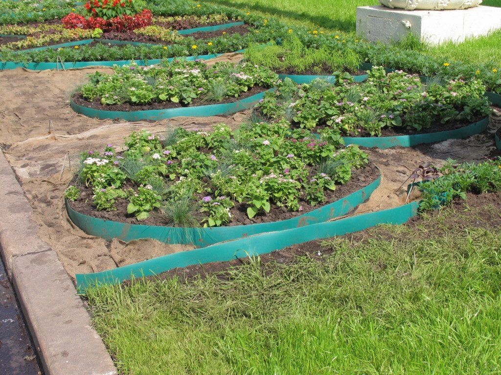 Ограждение для клумбы | ТОП-17 Идей для создания и обустройства заборчиков своими руками (80+ Фото & Видео) +Отзывы Ограждение для клумбы | ТОП-17 Идей для создания и обустройства заборчиков своими руками (80+ Фото & Видео) +Отзывы