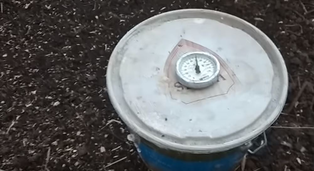 Накрываем крышкой