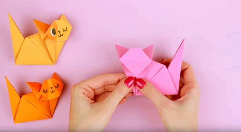 Загибаем мордочку направо