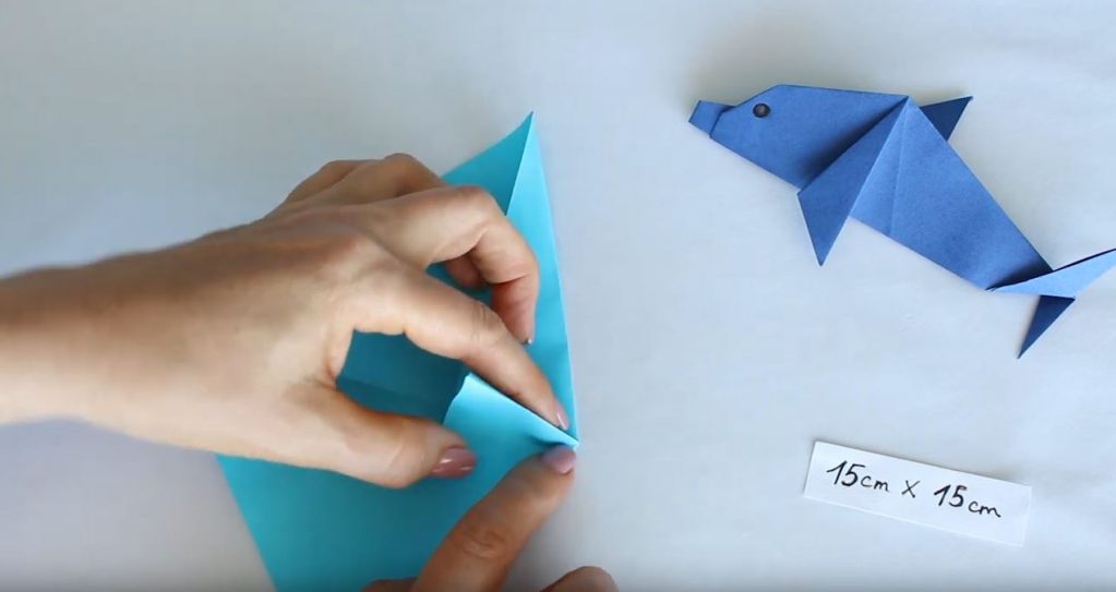 создаем треугольник