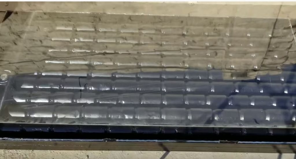 Устанавливаем стекло