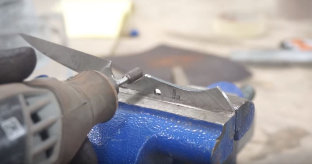 Подправляем выемку