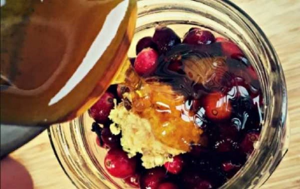 Клюква с медом