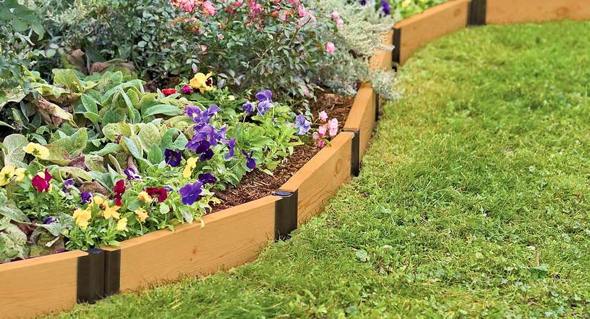 Ограждение из пластика в виде обычного бордюра