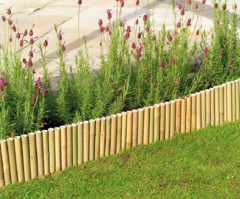 Заборчик из бамбука