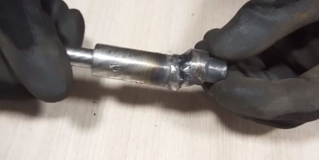 Свариваем два вала под подшипники