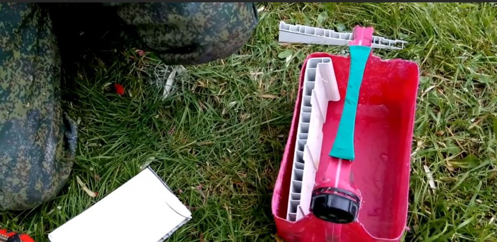 Вставляем полученную заготовку вовнутрь ящика