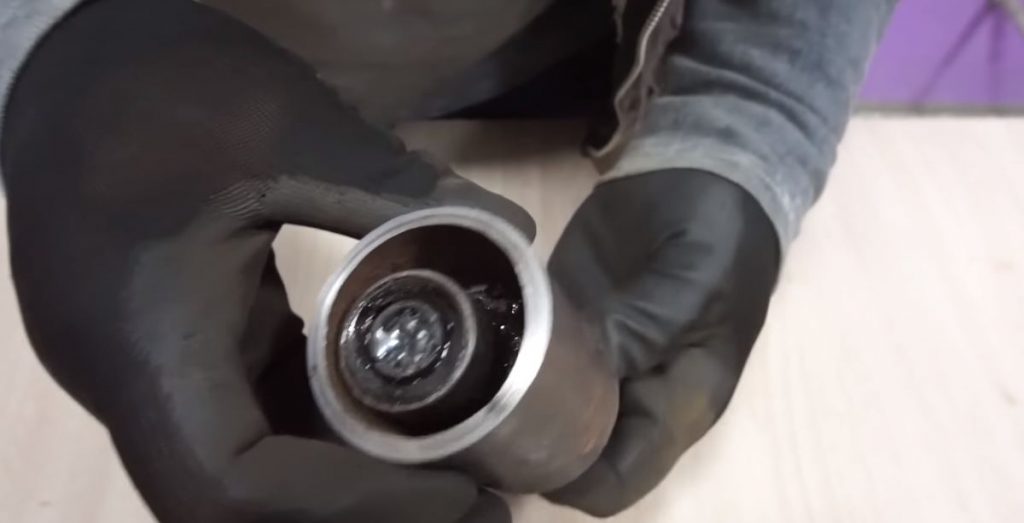 Одеваем подшипники и привариваем