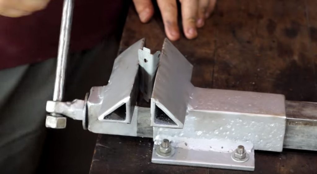 Наши тиски готовы к работе