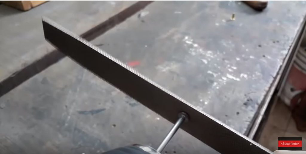 не забываем о торцах шляпок гвоздей