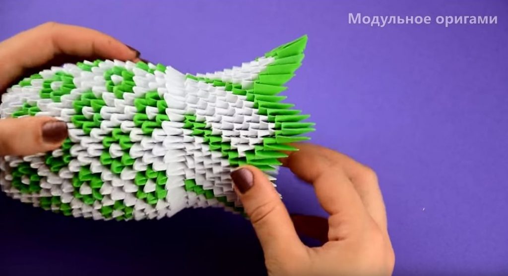 Аналогично поступаем со следующим зигзагом зеленого цвета