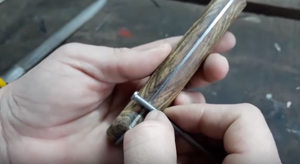 Отмеряем длину заклепок