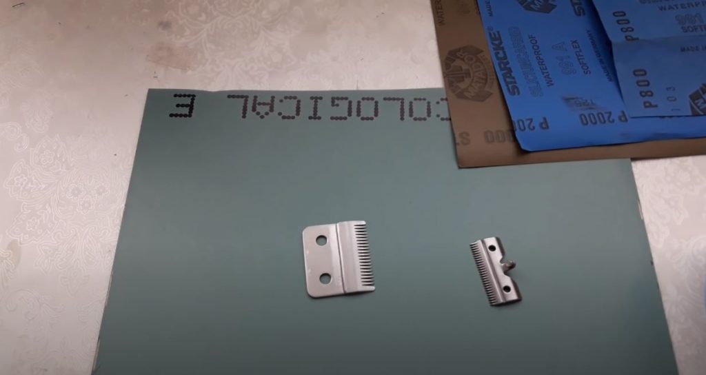 освобождаем оба ножа