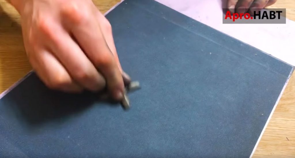 Аналогично сеточке затачиваем и лепестковый нож