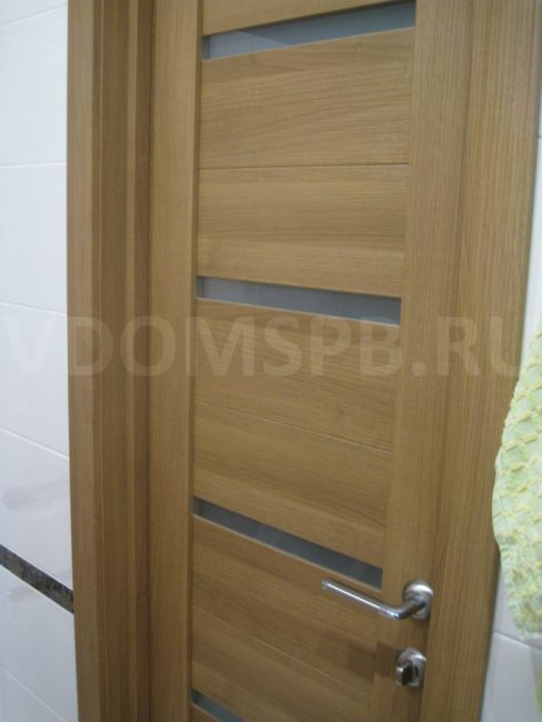 Рис4 Дверь в ванную с покрытием из экошпона