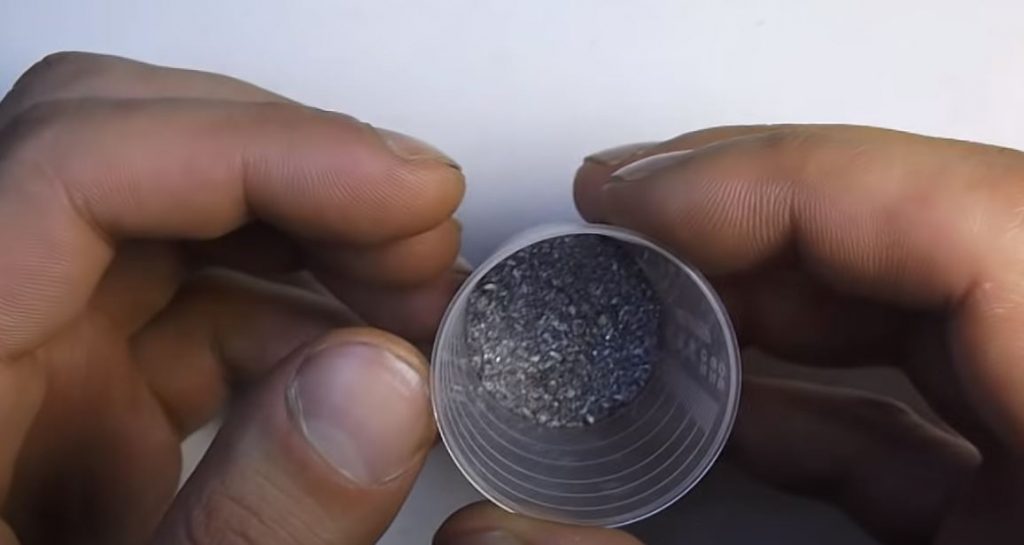 стачиваем необходимое количество припоя