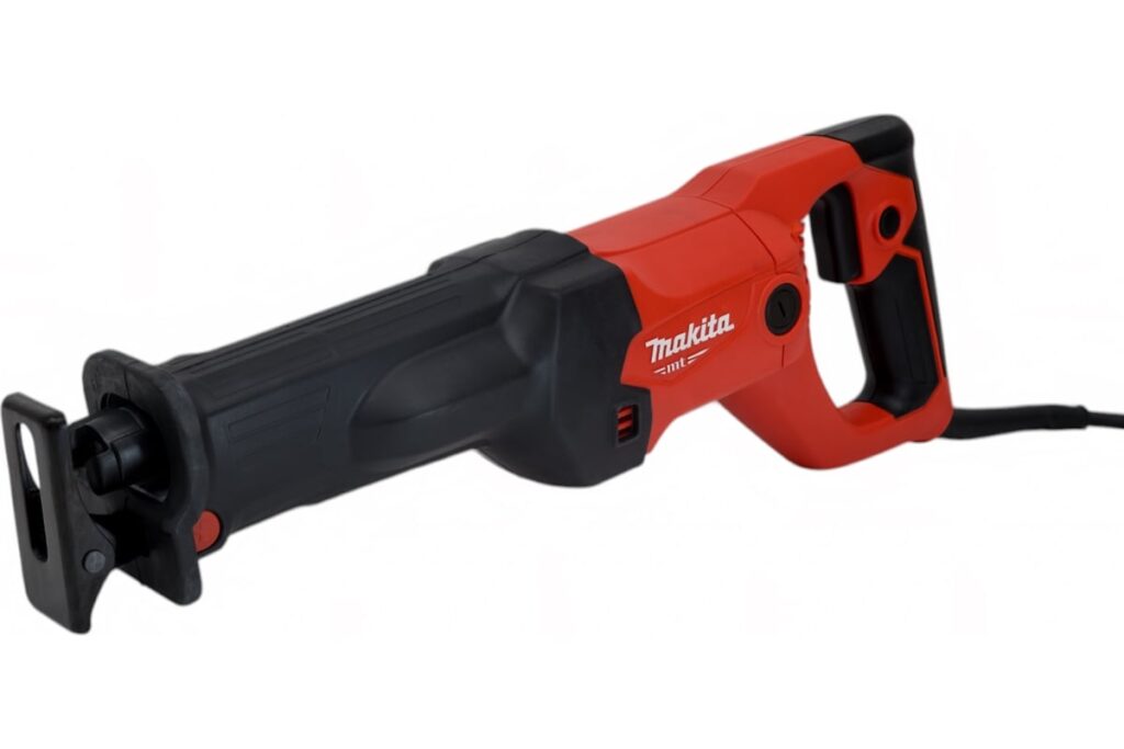 12 Лучших сабельных пил 2025