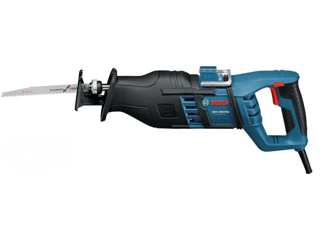 12 Лучших сабельных пил 2025