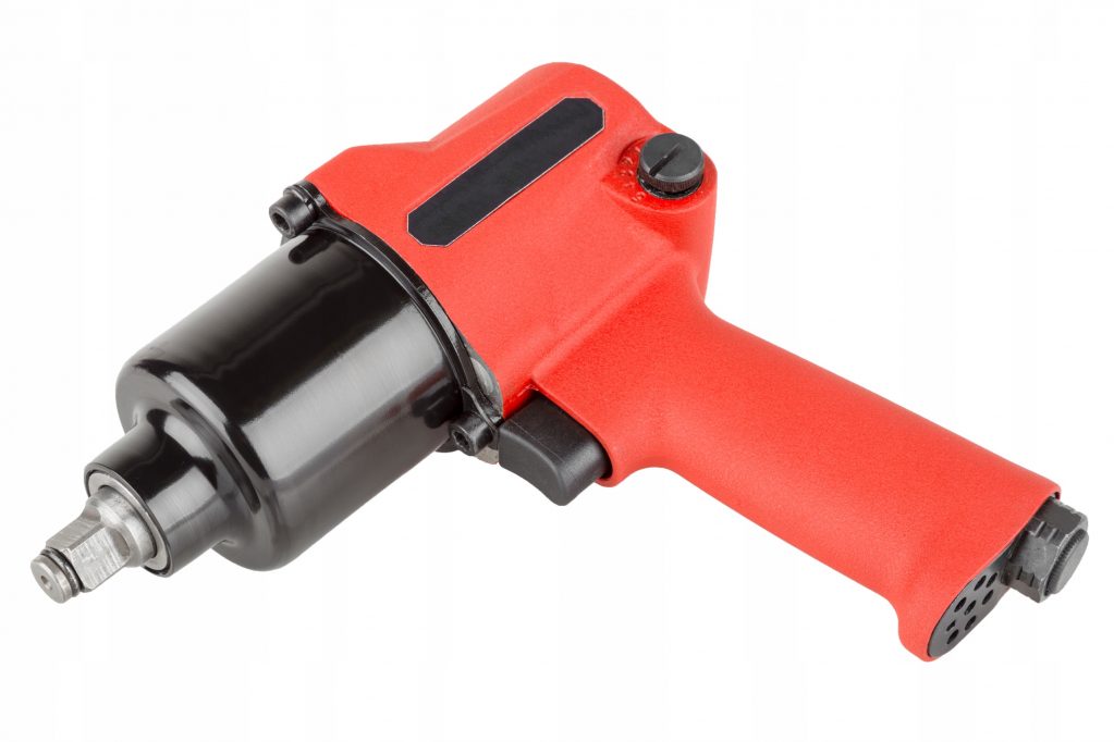 12 Лучших гайковертов 2025