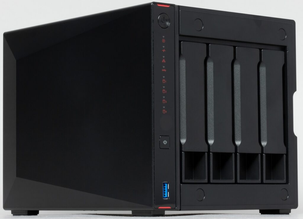 10 Лучших сетевых хранилищ 2025