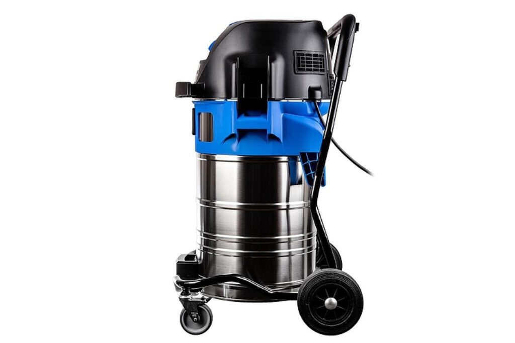 17 Лучших строительных пылесосов 2025