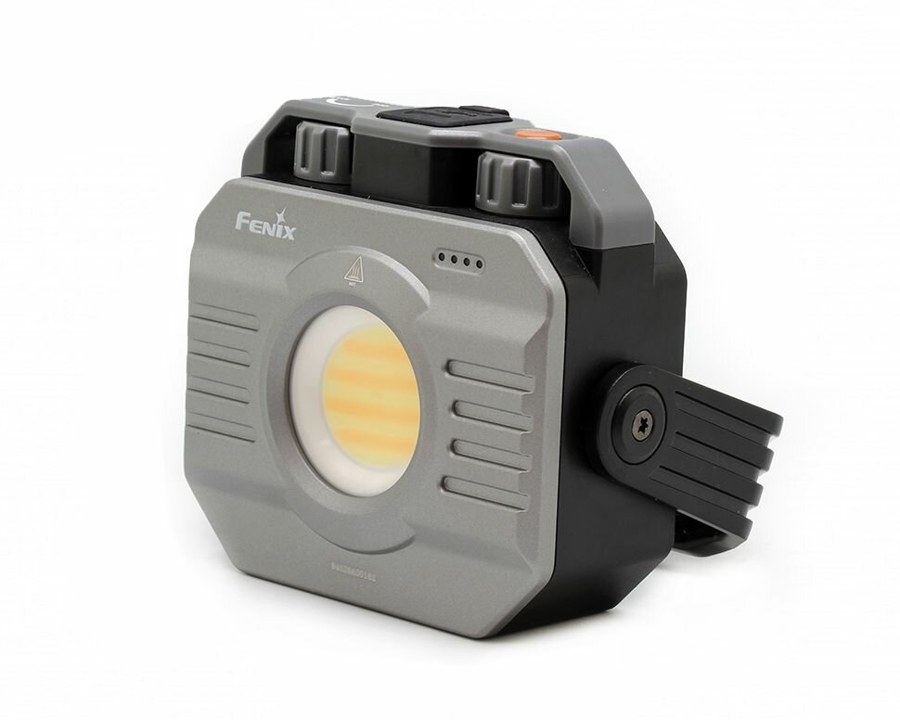 Кемпинговый фонарь Fenix CL28R