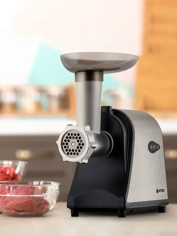 Мясорубка Vitek VT-3636