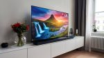 Телевизор LG в гостиной
