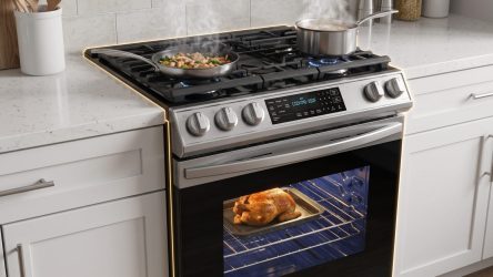 Газовая плита с 5 конфорками, Wi-Fi и режимом аэрогриля — знакомимся с Samsung NX60T8511SS
